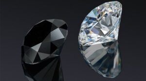 black diamonds main 900x500 1 e1668456135955 % Почему графит черный, а алмаз прозрачный?  